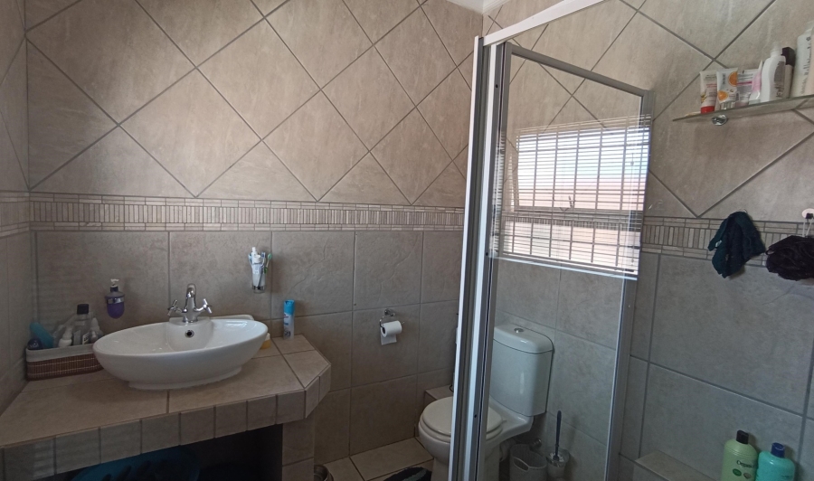 3 Bedroom Property for Sale in Vredenburg Western Cape